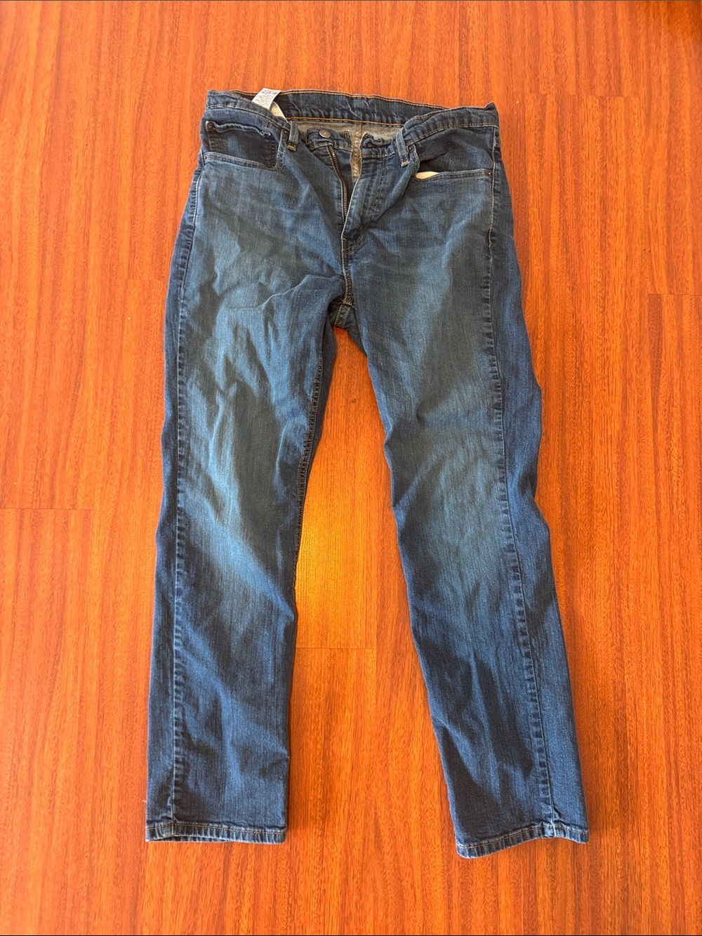 Levi's Men's 541 Slim Straight Jeans in Indigo Blue